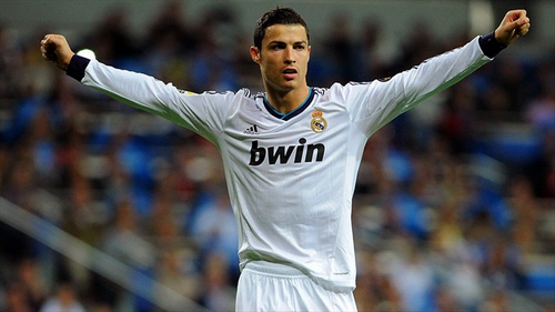 门将连续零封，稳定球队防线