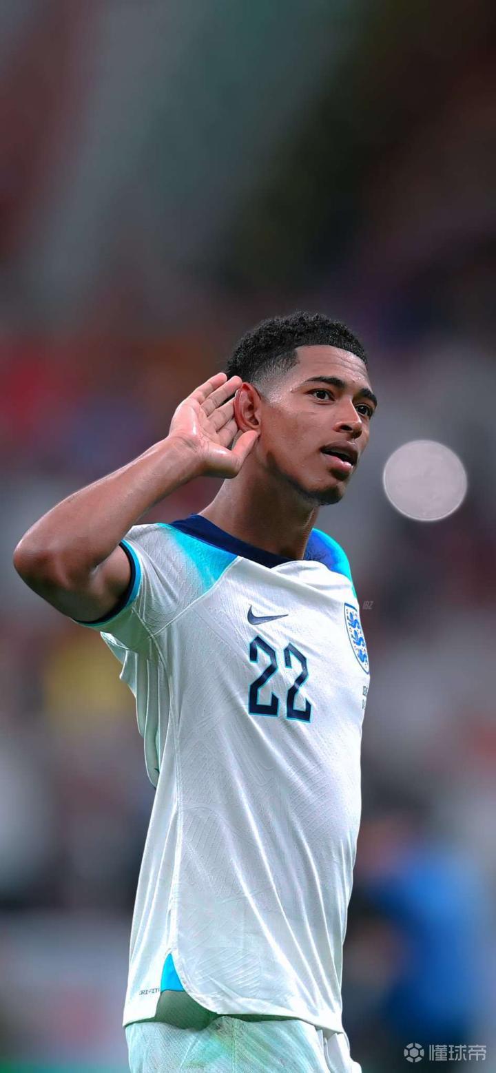 【头条】索菲·希纳斯赢得环球马术冠军赛布拉格季后赛1.50米级别比赛冠军