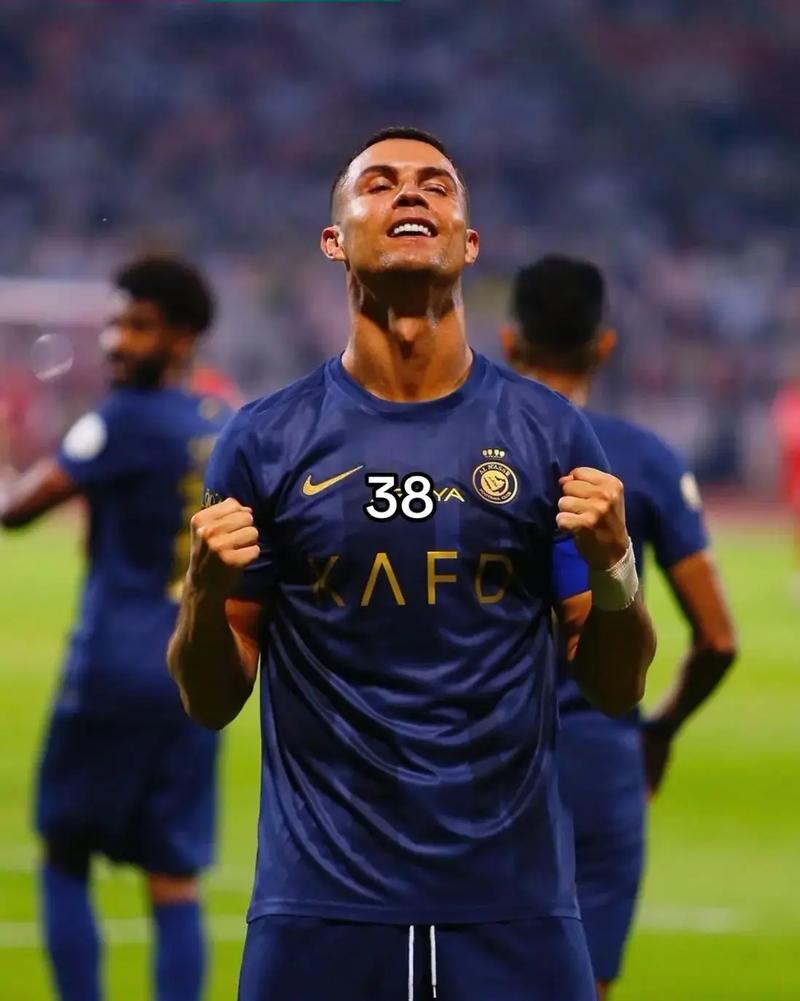 佩杜拉：尤里-阿尔贝托转会费降至2500万欧，但罗马没有进展