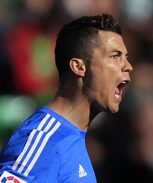 火记：谢泼德在进攻端火力十足，未来将牢牢占据火箭的首发